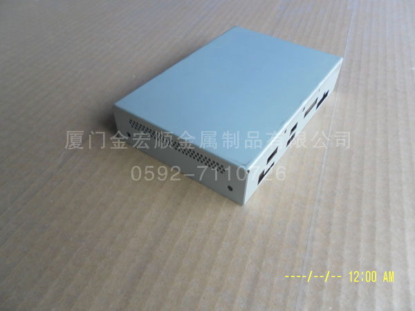 交換機(jī)、收發(fā)器網(wǎng)管機(jī)箱系列30